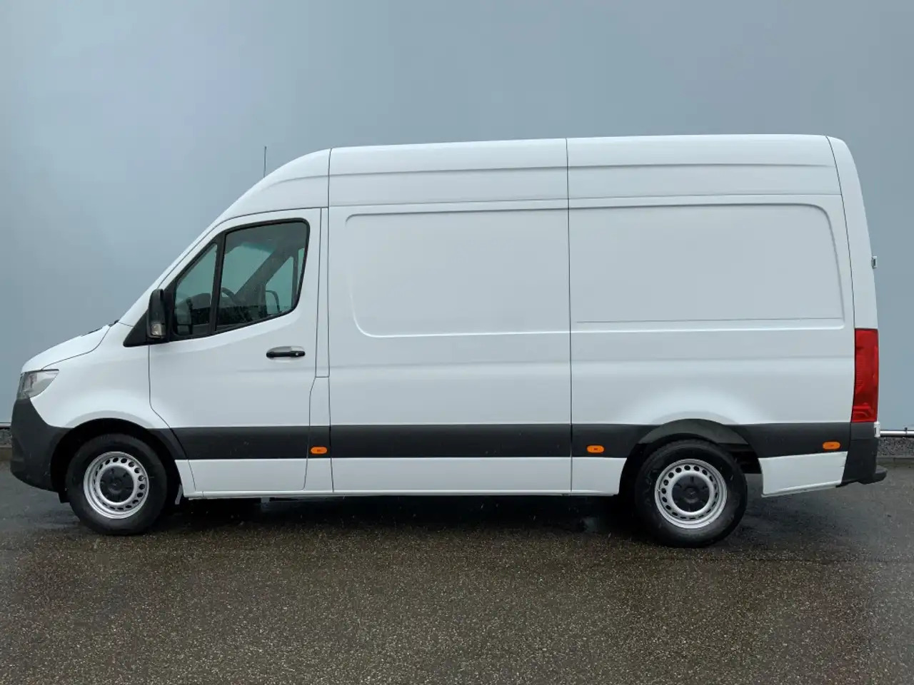 Mercedes-Benz Sprinter 316 2.2 CDI 366 L2 H2 Airco 2 Zits Euro 6 - Furgón: foto 4 Mercedes-Benz Sprinter 316 2.2 CDI 366 L2 H2 Airco 2 Zits Euro 6 - Furgón: foto 4