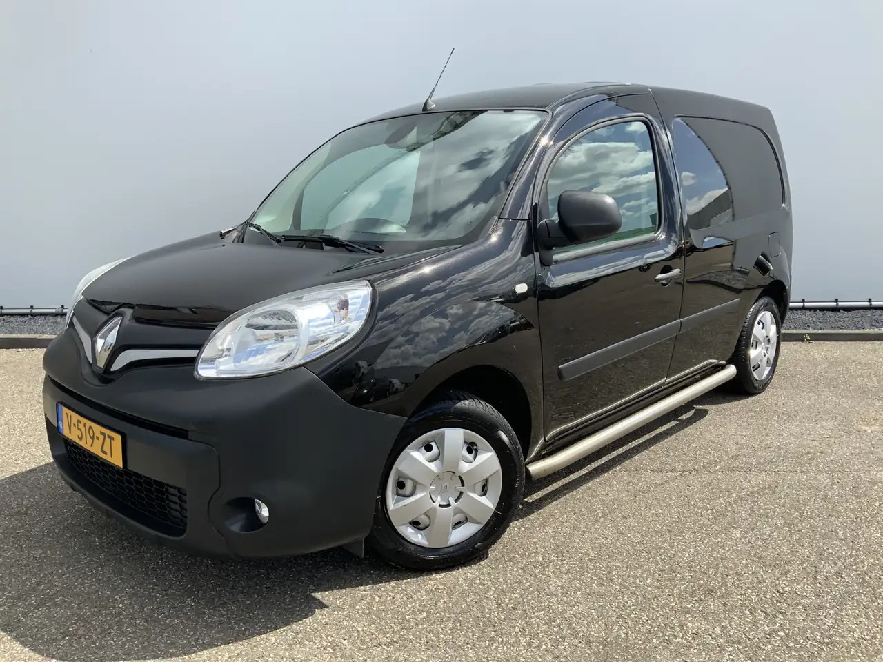 Renault Kangoo 1.5 dCi 90 Energy Comfort Plus .Sortimo Kasten Com - Furgoneta pequeña, Vehículo municipal: foto 1 Renault Kangoo 1.5 dCi 90 Energy Comfort Plus .Sortimo Kasten Com - Furgoneta pequeña, Vehículo municipal: foto 1