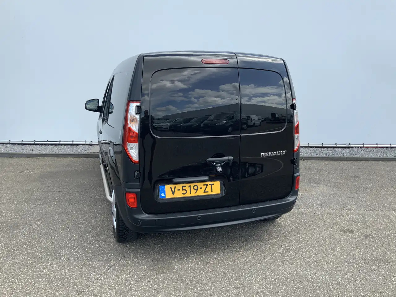 Renault Kangoo 1.5 dCi 90 Energy Comfort Plus .Sortimo Kasten Com - Furgoneta pequeña, Vehículo municipal: foto 2 Renault Kangoo 1.5 dCi 90 Energy Comfort Plus .Sortimo Kasten Com - Furgoneta pequeña, Vehículo municipal: foto 2