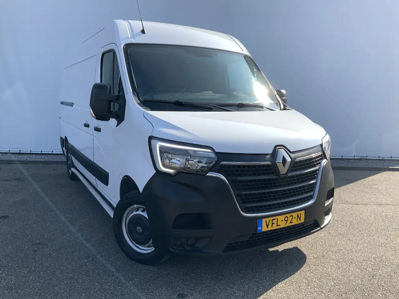 Furgón Renault Master T35 2.3 dCi 135 L2H2 Airco Cruise Navi Side Bar Ca: foto 14 Furgón Renault Master T35 2.3 dCi 135 L2H2 Airco Cruise Navi Side Bar Ca: foto 14