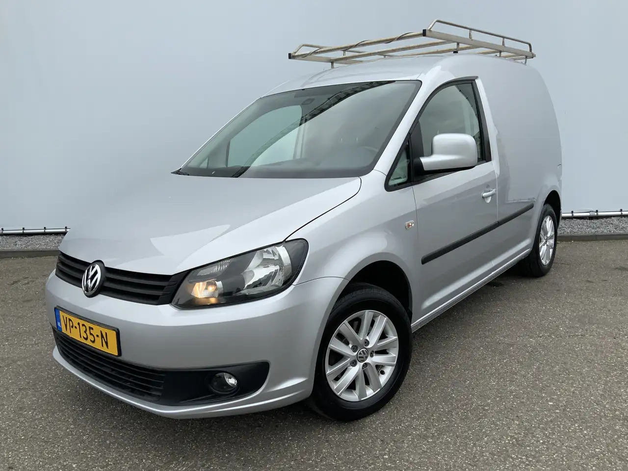 Volkswagen Caddy 1.6 TDI Airco Imperiaal Trekhaak 1400 kg navi Crui - Furgoneta pequeña: foto 1 Volkswagen Caddy 1.6 TDI Airco Imperiaal Trekhaak 1400 kg navi Crui - Furgoneta pequeña: foto 1