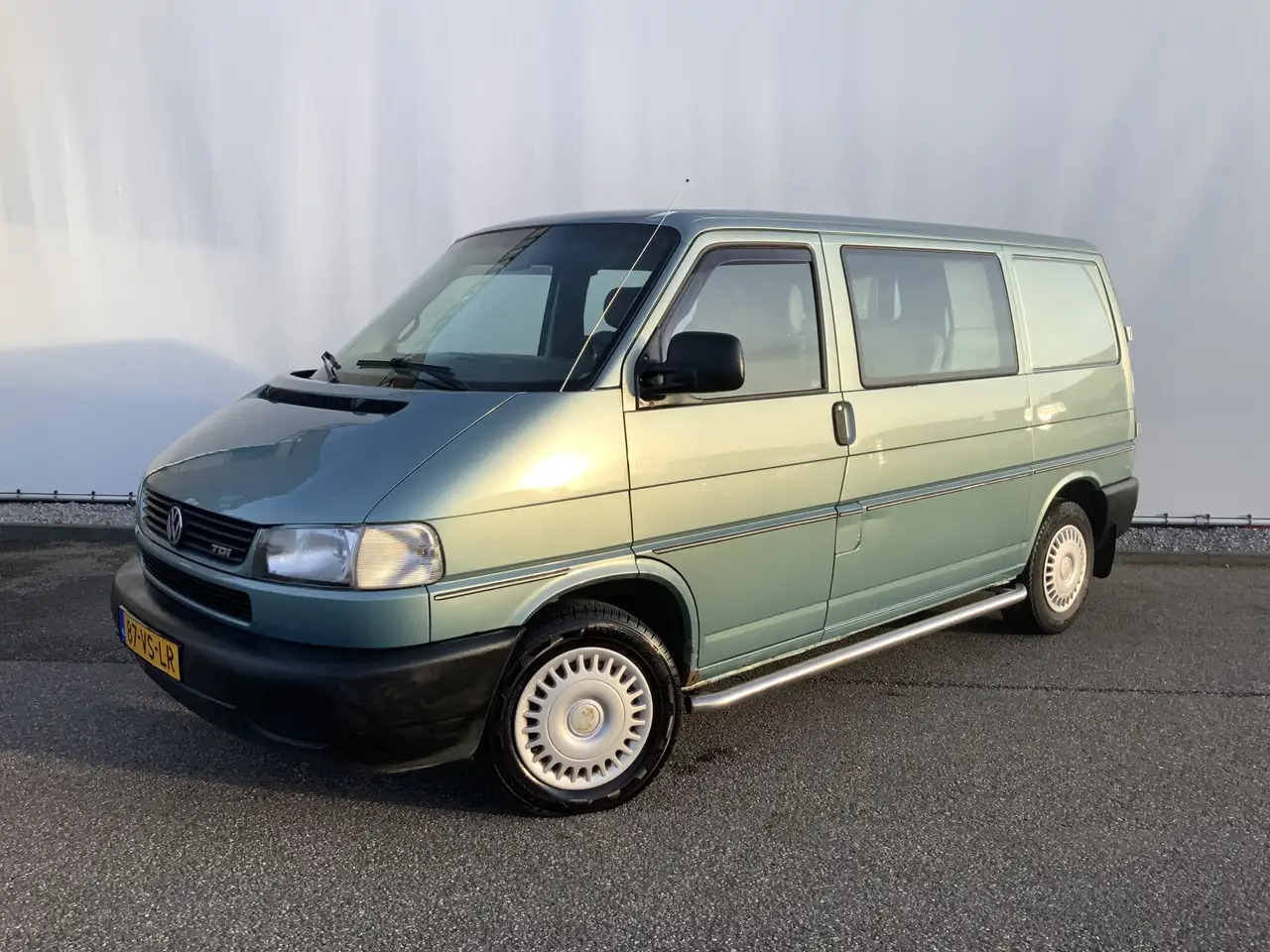 Volkswagen MARGE ! 2.5 TDI 292 Dub Cab 5 Zits Airco Cruise Tr - Furgoneta combi: foto 1 Volkswagen MARGE ! 2.5 TDI 292 Dub Cab 5 Zits Airco Cruise Tr - Furgoneta combi: foto 1