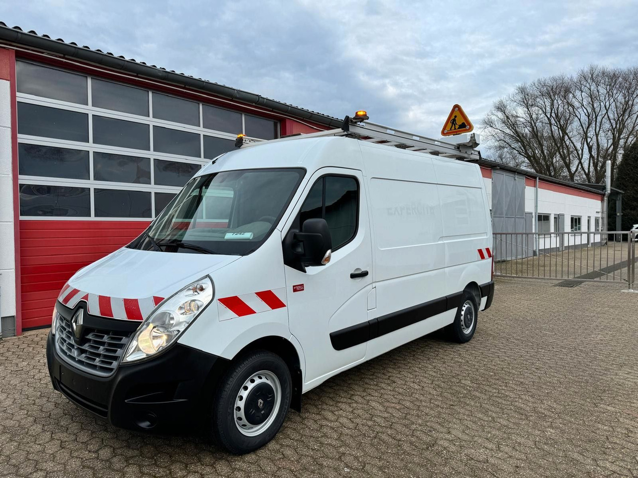Renault Master Werkstattwagen Kastenwagen EURO 6 - Furgón: foto 1 Renault Master Werkstattwagen Kastenwagen EURO 6 - Furgón: foto 1