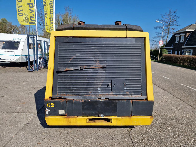 Atlas-Copco XAS350DD VERY LOW HOURS - Compresor de aire: foto 3 Atlas-Copco XAS350DD VERY LOW HOURS - Compresor de aire: foto 3