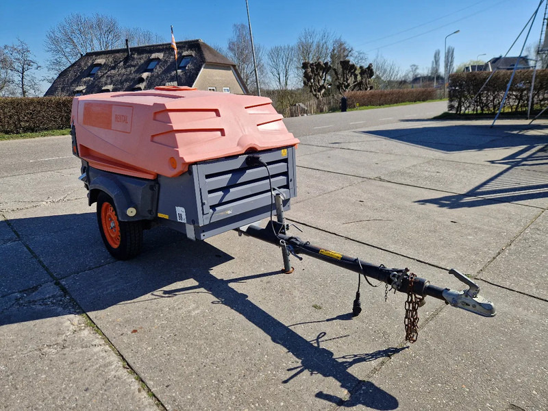 Atlas-Copco XAS57 in zeer nette staat - Compresor de aire: foto 2 Atlas-Copco XAS57 in zeer nette staat - Compresor de aire: foto 2