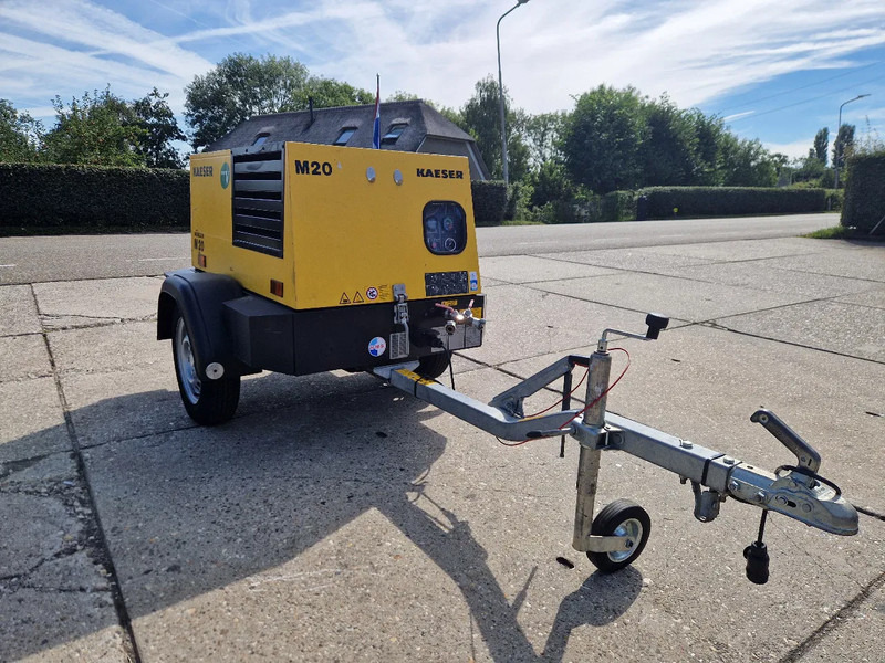 Kaeser M20.2 in zeer nette staat! - Compresor de aire: foto 2 Kaeser M20.2 in zeer nette staat! - Compresor de aire: foto 2