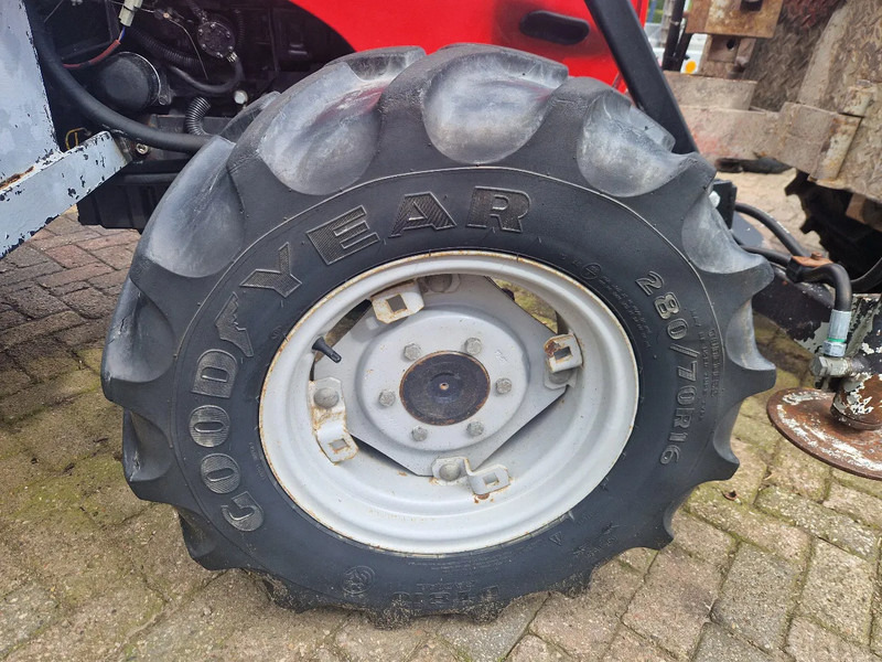 Perforadora Onbekend Valpadana 1550 4x4 drilling tractor: foto 8 Perforadora Onbekend Valpadana 1550 4x4 drilling tractor: foto 8