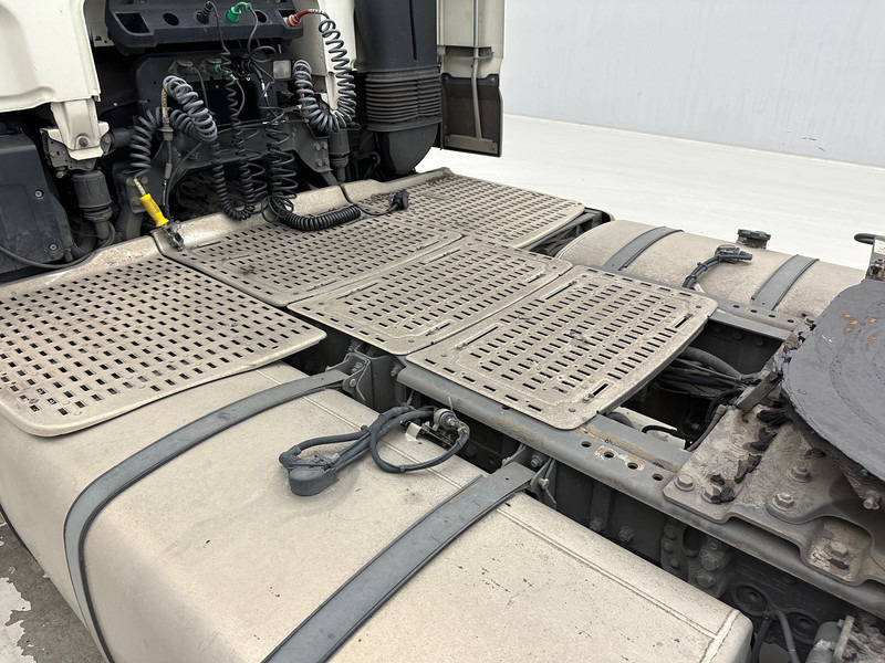 Cabeza tractora DAF XF 460 Space Cab: foto 12