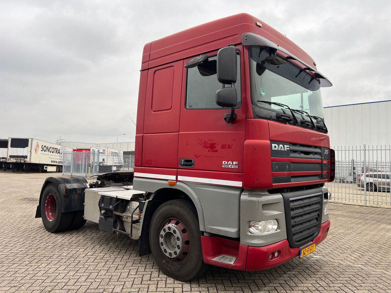 DAF XF105.410 Space Cab - ADR* - Cabeza tractora: foto 3 DAF XF105.410 Space Cab - ADR* - Cabeza tractora: foto 3