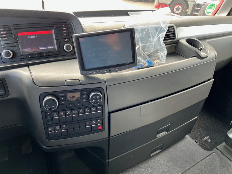 Cabeza tractora MAN TGX 18.440 - ADR: foto 12