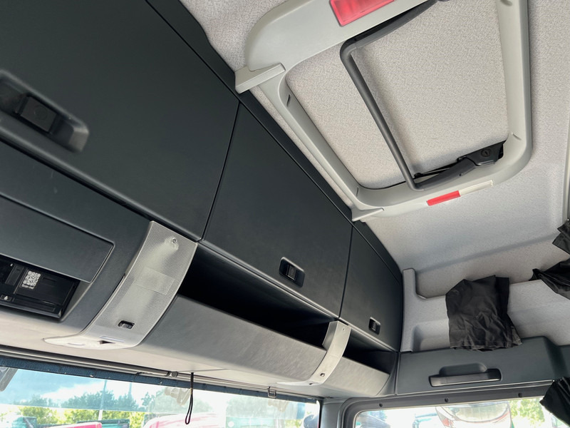 Cabeza tractora MAN TGX 18.440 - ADR: foto 15