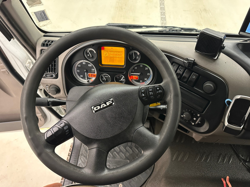 Camión cisterna para transporte de combustible DAF LF55.250: foto 13 Camión cisterna para transporte de combustible DAF LF55.250: foto 13