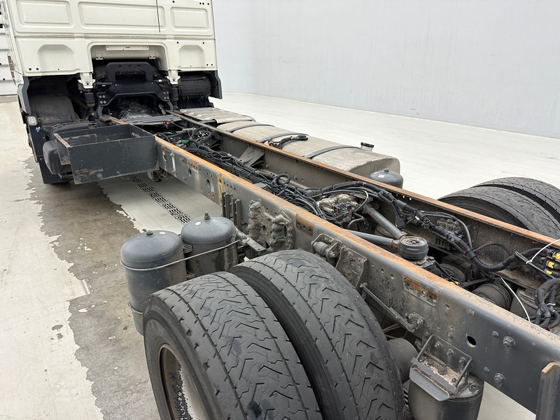 Camión chasis DAF XF 460 Space Cab: foto 7