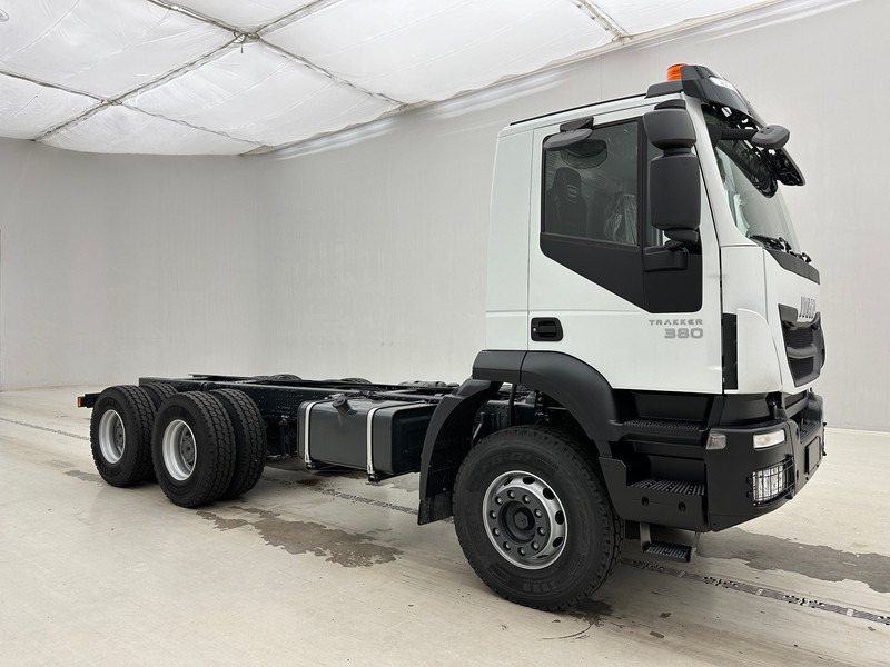 Iveco Trakker 380 - 6x4 - Camión chasis: foto 3 Iveco Trakker 380 - 6x4 - Camión chasis: foto 3