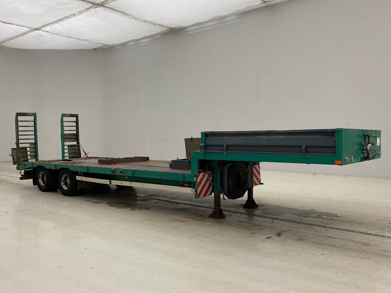 Kaiser Low bed trailer - Semirremolque góndola rebajadas: foto 3 Kaiser Low bed trailer - Semirremolque góndola rebajadas: foto 3