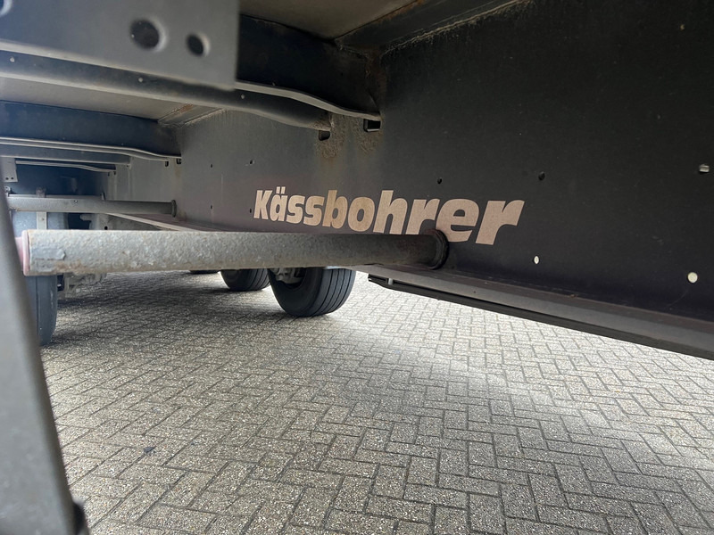 Semirremolque lona Kässbohrer Tautliner: foto 8 Semirremolque lona Kässbohrer Tautliner: foto 8