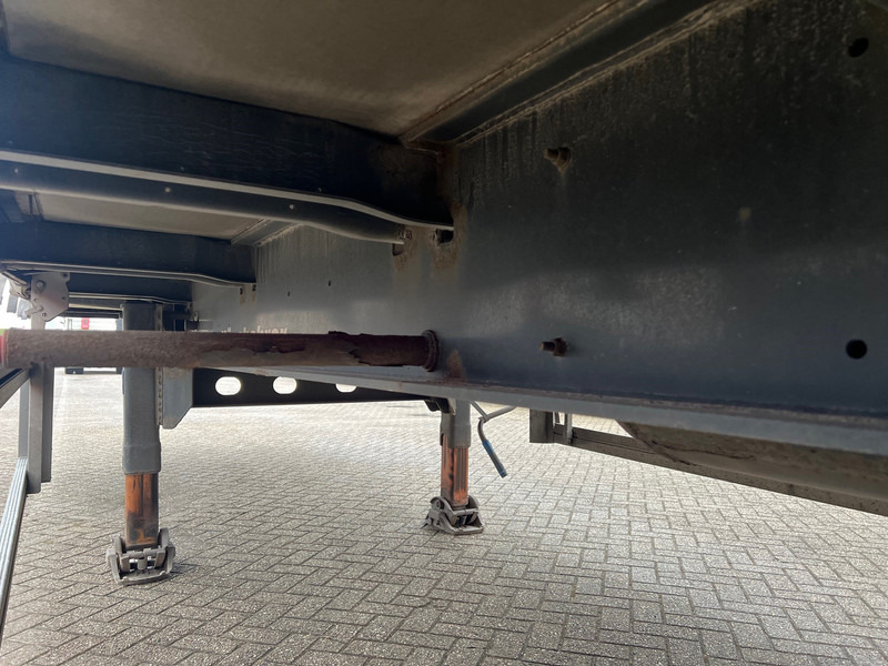 Semirremolque lona Kässbohrer Tautliner: foto 13 Semirremolque lona Kässbohrer Tautliner: foto 13