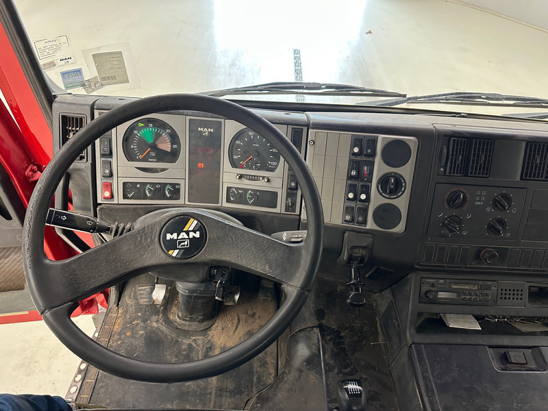 Camión volquete MAN 27.403 - 6x6: foto 11