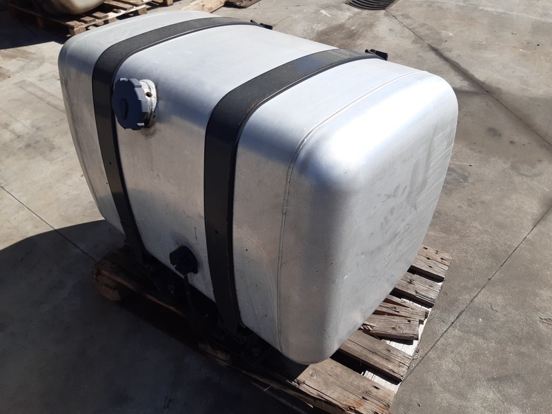Mercedes-Benz A9604704602 480 liter - Depósito de combustible: foto 2 Mercedes-Benz A9604704602 480 liter - Depósito de combustible: foto 2