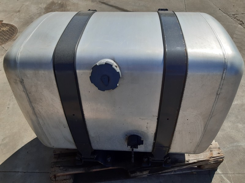 Mercedes-Benz A9604704602 480 liter - Depósito de combustible: foto 1 Mercedes-Benz A9604704602 480 liter - Depósito de combustible: foto 1