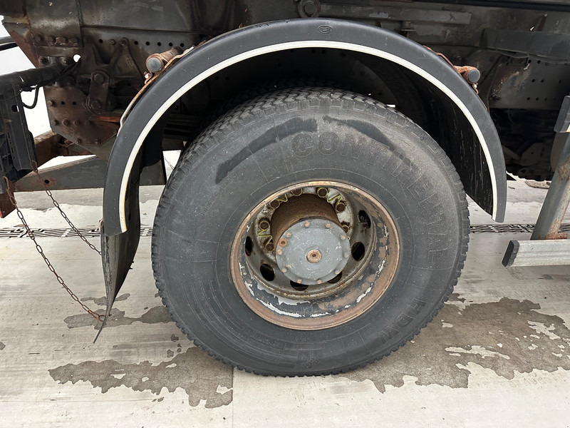 Mercedes-Benz Axor 1833 - 4x4* - Camión volquete: foto 5 Mercedes-Benz Axor 1833 - 4x4* - Camión volquete: foto 5