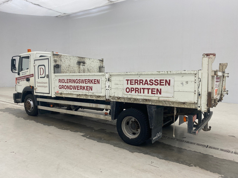 Camión volquete Nissan Atleon 120.25: foto 6