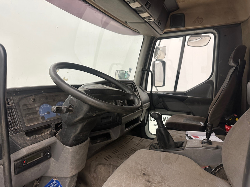 Camión caja abierta Renault Midlum 220 DCi: foto 8 Camión caja abierta Renault Midlum 220 DCi: foto 8