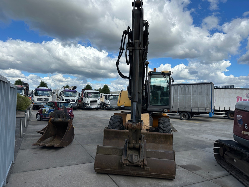 Volvo EW140 - Excavadora de ruedas: foto 2 Volvo EW140 - Excavadora de ruedas: foto 2