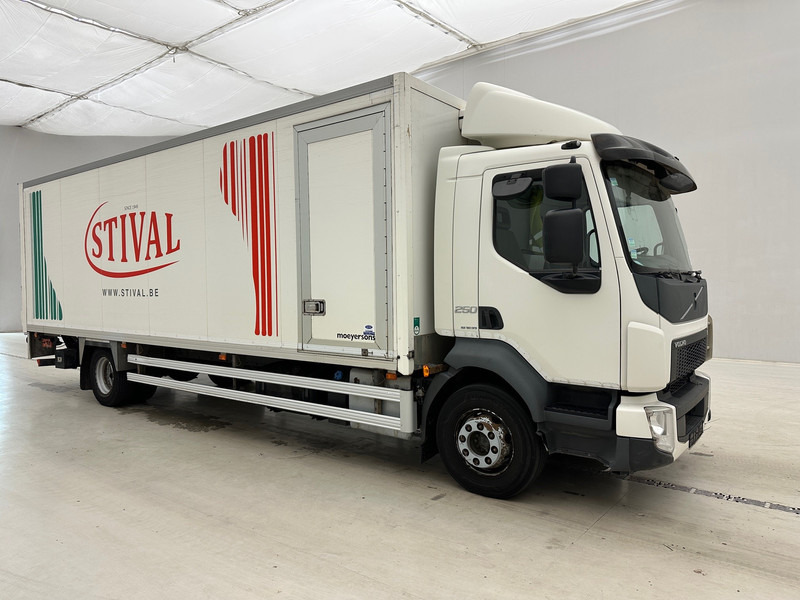Volvo FL 250 - Camión frigorífico: foto 3 Volvo FL 250 - Camión frigorífico: foto 3