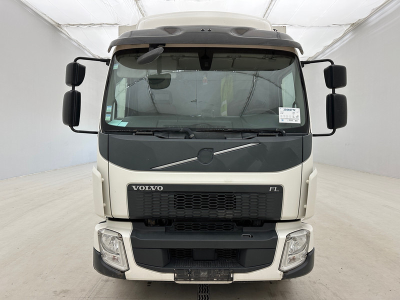 Volvo FL 250 - Camión frigorífico: foto 2 Volvo FL 250 - Camión frigorífico: foto 2