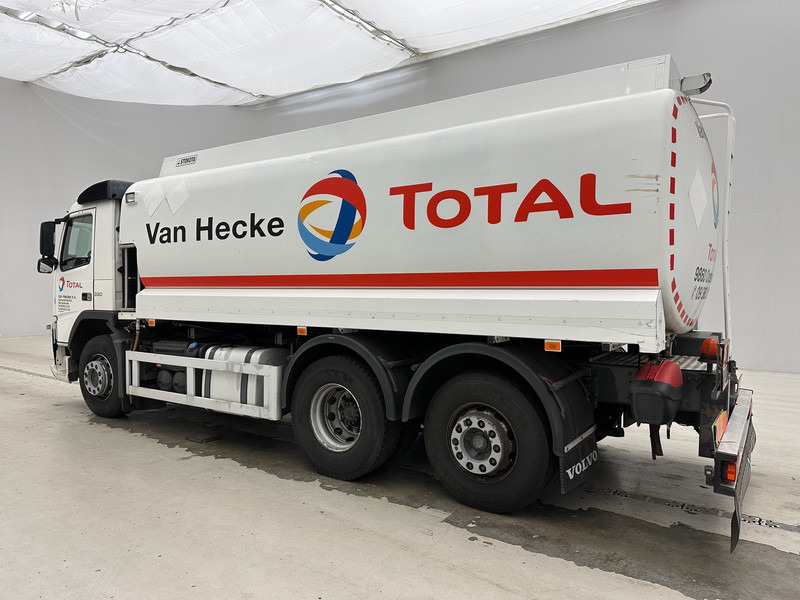 Camión cisterna para transporte de combustible Volvo FM 300 - 6x2: foto 7 Camión cisterna para transporte de combustible Volvo FM 300 - 6x2: foto 7