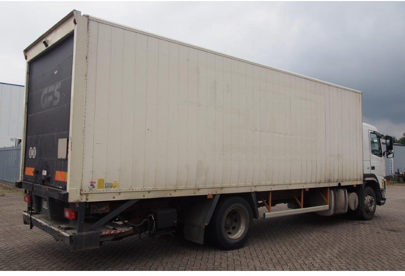 Volvo FM9.260 - Camión caja cerrada: foto 4 Volvo FM9.260 - Camión caja cerrada: foto 4