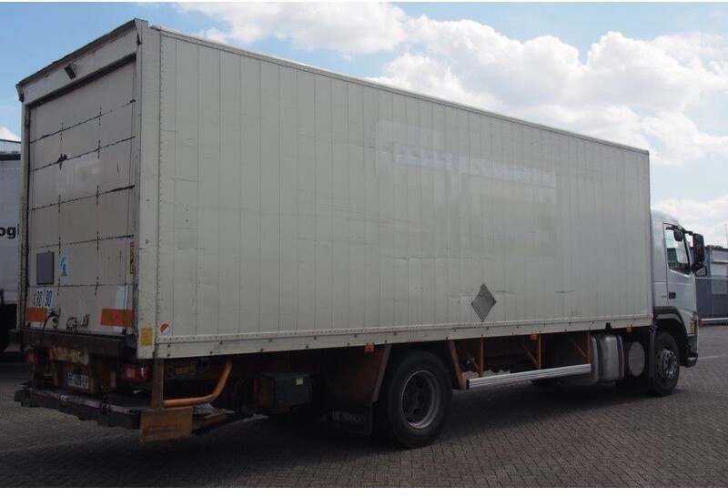 Camión caja cerrada Volvo FM9.260: foto 6 Camión caja cerrada Volvo FM9.260: foto 6