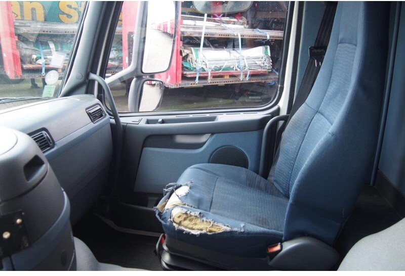 Camión caja cerrada Volvo FM9.260: foto 7 Camión caja cerrada Volvo FM9.260: foto 7