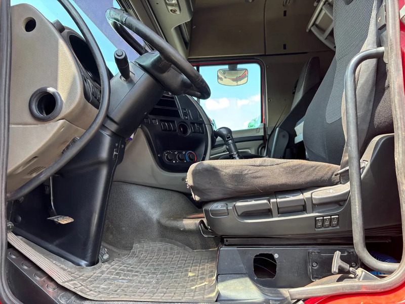 DAF XF 105.460 6X4 Spacecab Steelsuspension Manual geabox - Cabeza tractora: foto 5 DAF XF 105.460 6X4 Spacecab Steelsuspension Manual geabox - Cabeza tractora: foto 5