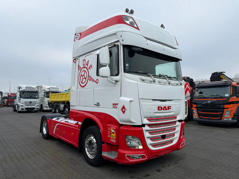DAF XF 510 Super Spacecab Euro 6 Retarder - Cabeza tractora: foto 2 DAF XF 510 Super Spacecab Euro 6 Retarder - Cabeza tractora: foto 2