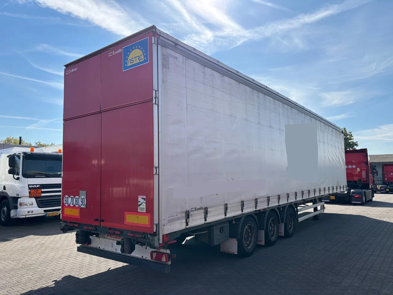 Fruehauf 3 Axles SAF Axles Mega - Semirremolque caja cerrada: foto 4 Fruehauf 3 Axles SAF Axles Mega - Semirremolque caja cerrada: foto 4
