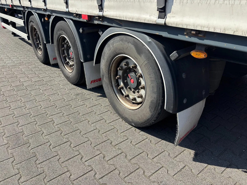 Fruehauf 3 Axles SAF Axles Mega - Semirremolque caja cerrada: foto 5 Fruehauf 3 Axles SAF Axles Mega - Semirremolque caja cerrada: foto 5