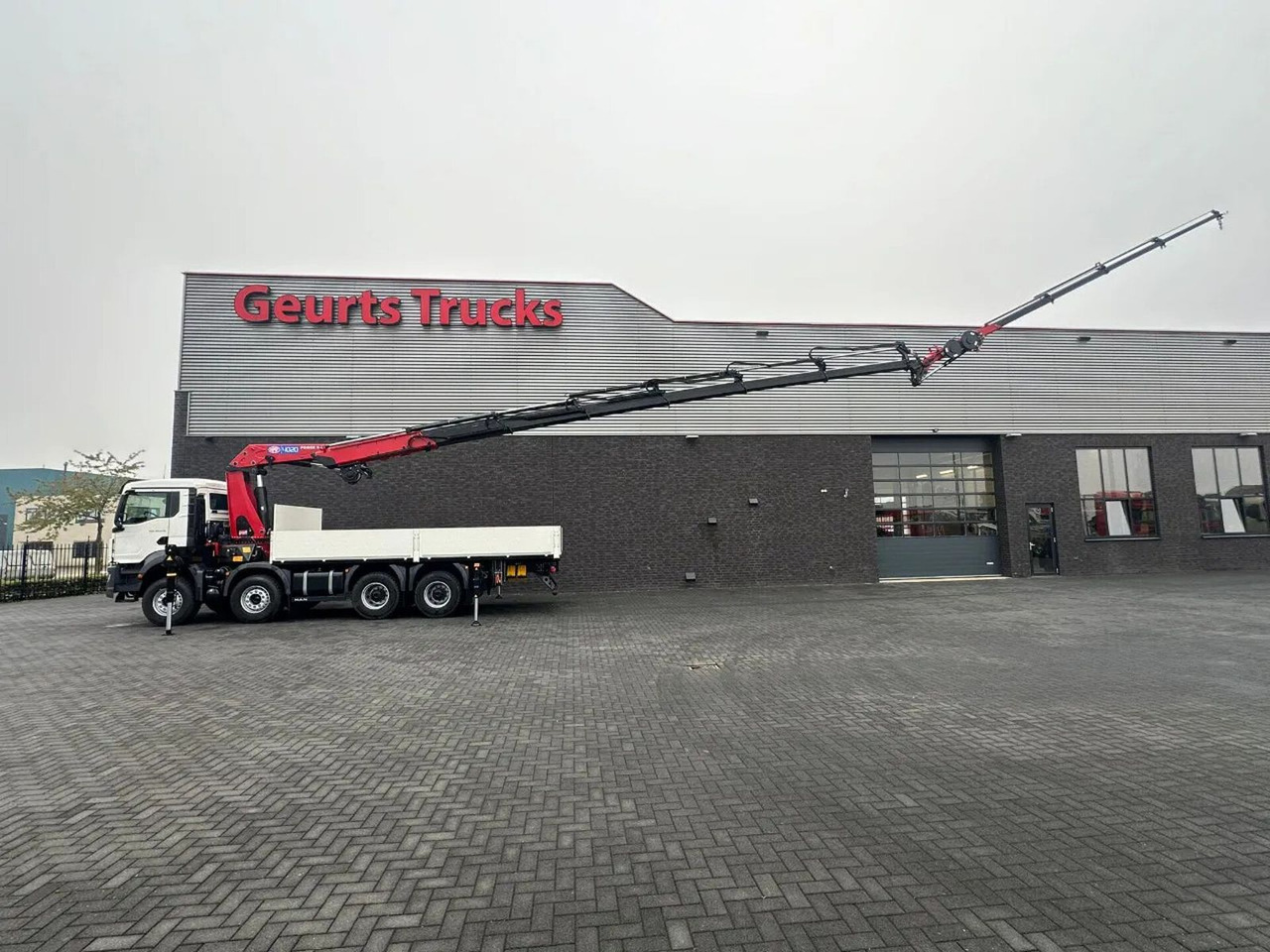 MAN TGS 35.470 8X4 HMF 4020-K6 + FJ 600 K4 KRAAN - Camión grúa: foto 4 MAN TGS 35.470 8X4 HMF 4020-K6 + FJ 600 K4 KRAAN - Camión grúa: foto 4
