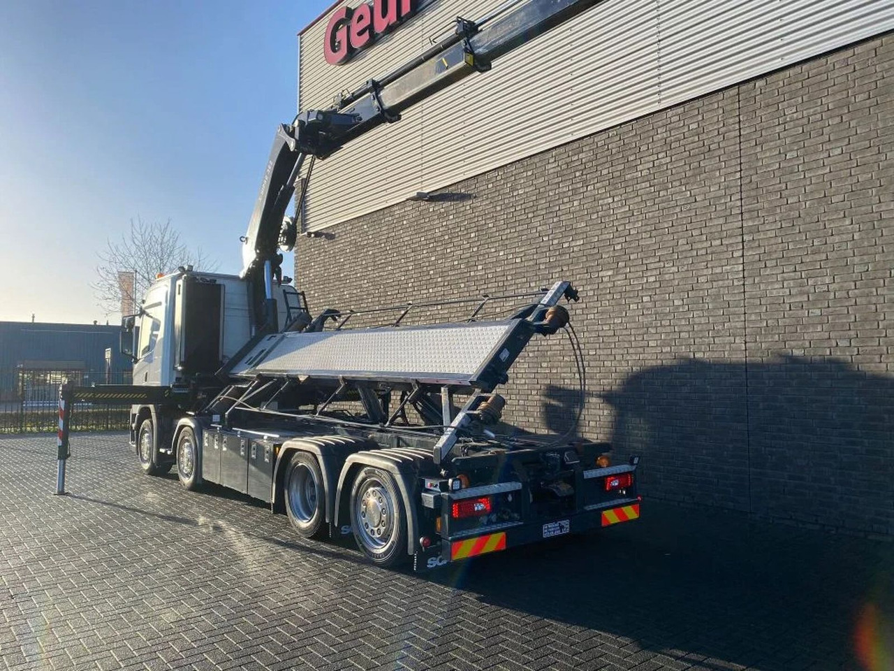 Scania G500 NGS 8X2 MET 3 ZIJDIGE KABELSYSTEEM + HIAB 3 - Camión multibasculante, Camión grúa: foto 5 Scania G500 NGS 8X2 MET 3 ZIJDIGE KABELSYSTEEM + HIAB 3 - Camión multibasculante, Camión grúa: foto 5