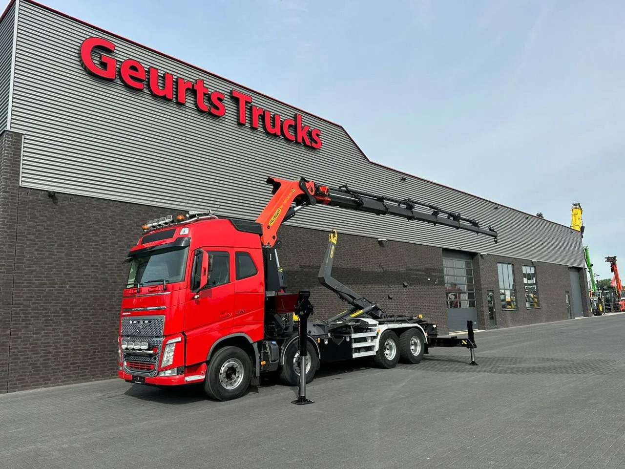 Volvo FH 540 8X4F R PK78002-SH KRAAN / KRAN / CRANE + - Camión multibasculante, Camión grúa: foto 2 Volvo FH 540 8X4F R PK78002-SH KRAAN / KRAN / CRANE + - Camión multibasculante, Camión grúa: foto 2