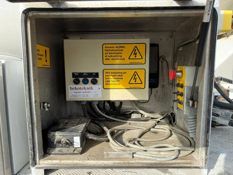 Leasing de Volvo FM 410 8X4 + STETTER 9 M3 MIXER/MISCHER + THEAM 15 M TRANSPORTBAND/BELT Volvo FM 410 8X4 + STETTER 9 M3 MIXER/MISCHER + THEAM 15 M TRANSPORTBAND/BELT: foto 17