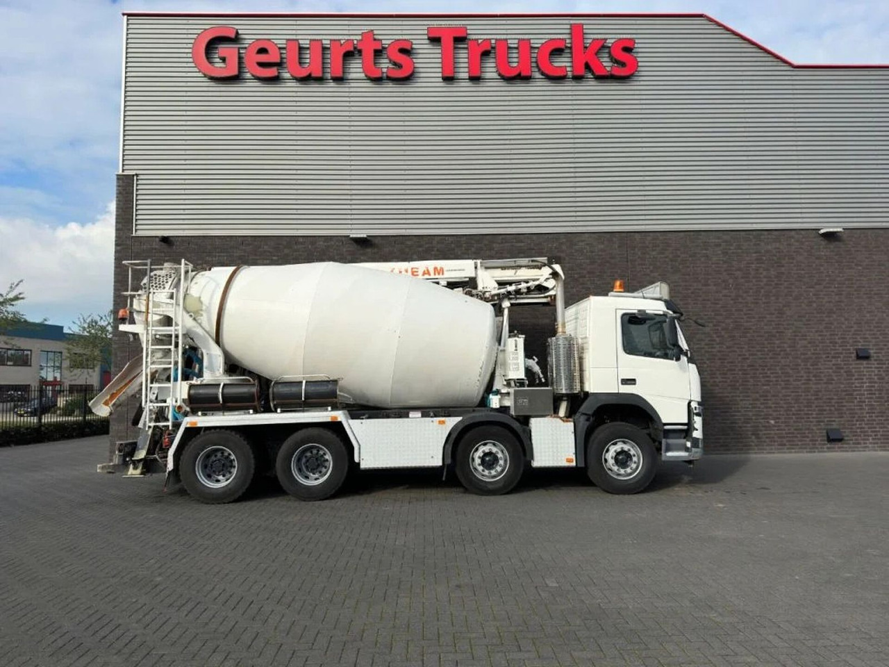 Volvo FM 410 8X4 + STETTER 9 M3 MIXER/MISCHER + THEAM - Camión hormigonera: foto 4 Volvo FM 410 8X4 + STETTER 9 M3 MIXER/MISCHER + THEAM - Camión hormigonera: foto 4
