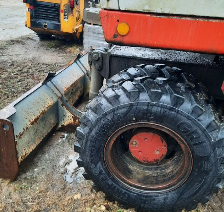 LIEBHERR A 904 - Excavadora de ruedas: foto 2 LIEBHERR A 904 - Excavadora de ruedas: foto 2