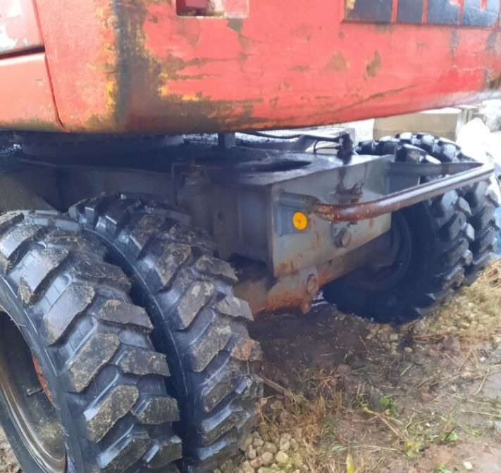 LIEBHERR A 904 - Excavadora de ruedas: foto 4 LIEBHERR A 904 - Excavadora de ruedas: foto 4