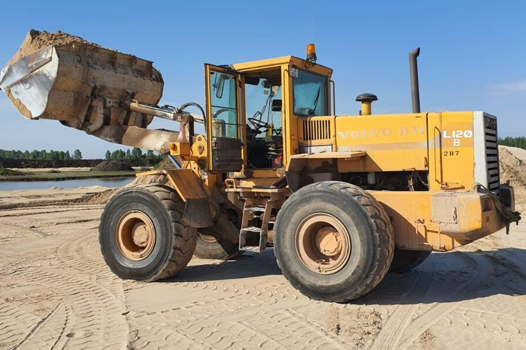 VOLVO L120B - Cargadora de ruedas: foto 2 VOLVO L120B - Cargadora de ruedas: foto 2