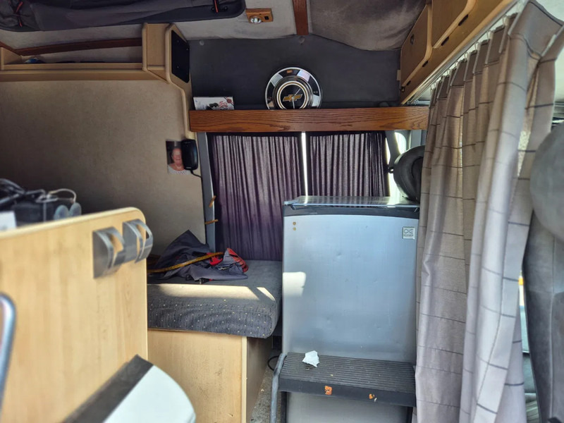 Chevrolet CAMPER CHEVY VAN 20D GLOBEMASTER. V8 Diesel autom. - Autocaravana: foto 5 Chevrolet CAMPER CHEVY VAN 20D GLOBEMASTER. V8 Diesel autom. - Autocaravana: foto 5