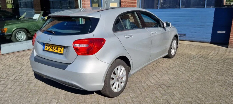 Mercedes-Benz A-Klasse 180 automaat.. 180 automaat - Coche: foto 4 Mercedes-Benz A-Klasse 180 automaat.. 180 automaat - Coche: foto 4