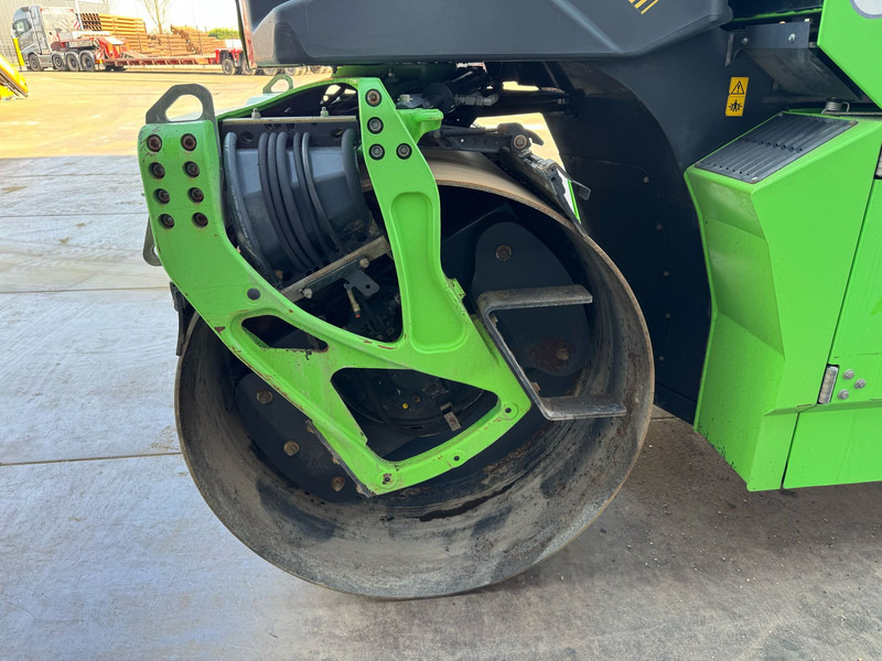 Rodillo Bomag BW174 AP-4i: foto 11 Rodillo Bomag BW174 AP-4i: foto 11