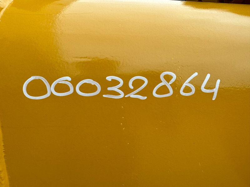 Cazo Caterpillar CAT 349 BUCKET TB linkage (66-IN X 2.81-CU M,7 teeth): foto 9